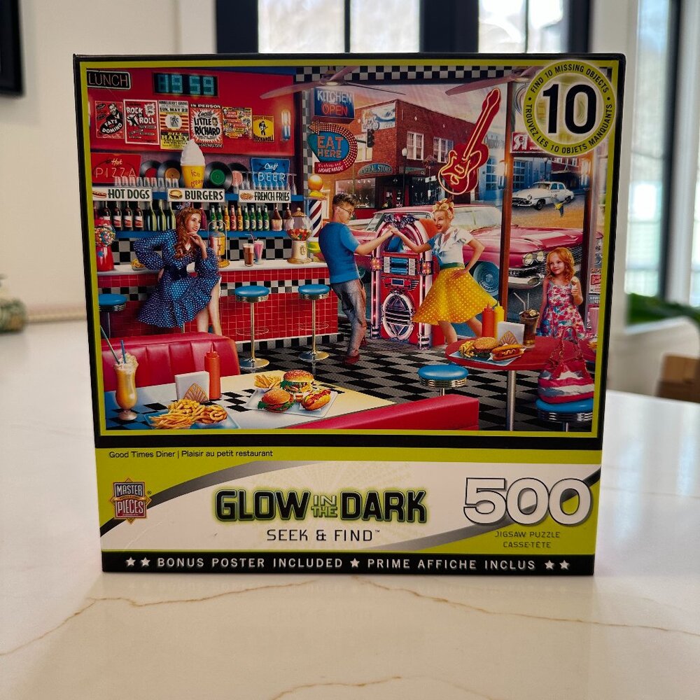 Master Pieces Glow In The Dark Seek & Find 500 Piece Puzzle